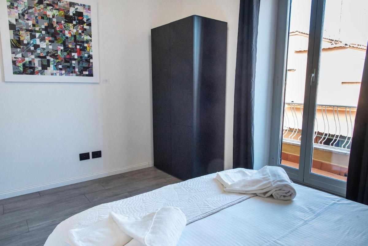 In An Art Gallery Appartement